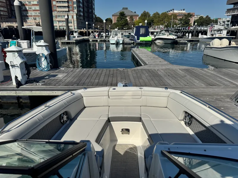 Slide: The Image of Sea Ray 270 SDX OUTBOARD 2021 - 6