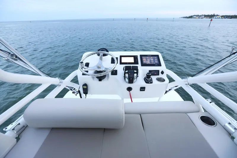 Slide: The Image of Boston Whaler 380 Outrage 2026 - 21
