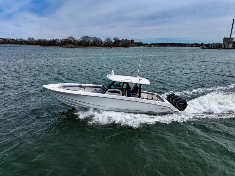 Slide: The Image of Boston Whaler 380 Outrage 2026 - 29