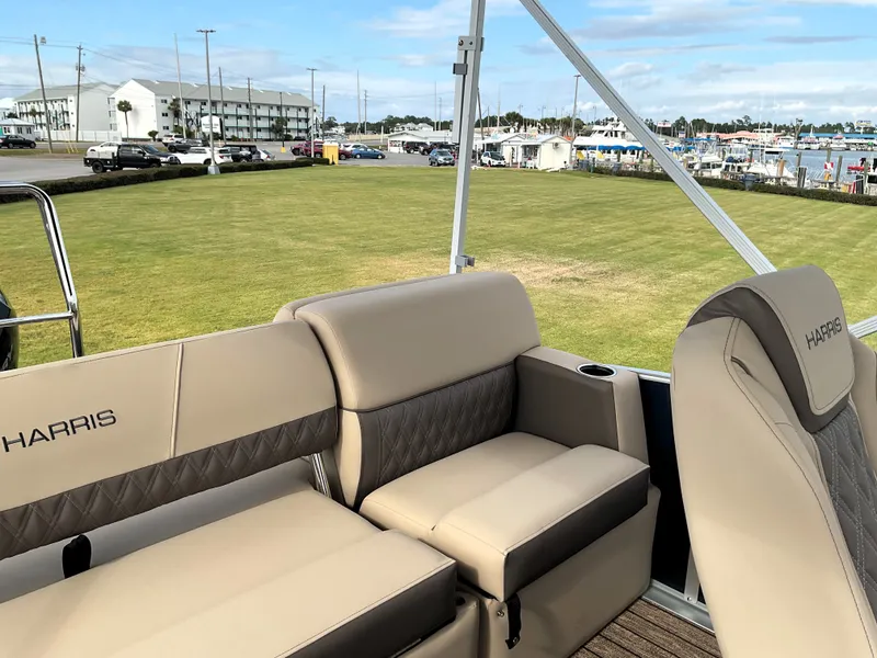 Slide: The Image of Harris Cruiser 250 2026 - 11