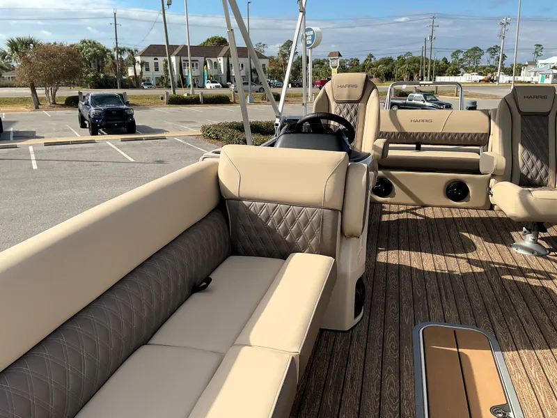 Slide: The Image of Harris Cruiser 250 2026 - 34