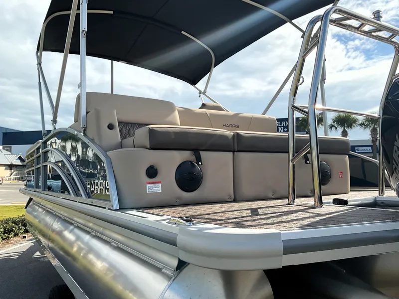 Slide: The Image of Harris Cruiser 250 2026 - 4