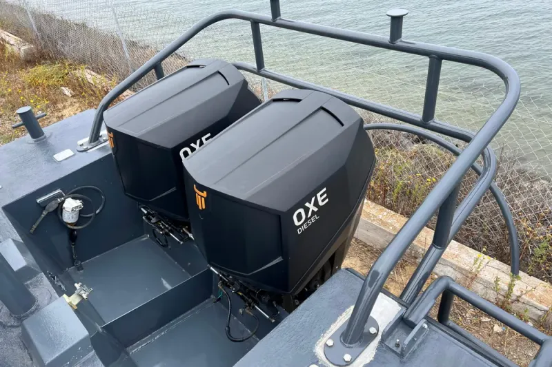 Slide: The Image of SeaArk 35 Aluminum Work Boat with A-Frame 2004 - 3