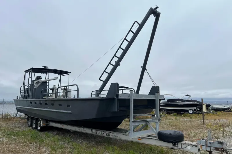 Slide: The Image of SeaArk 35 Aluminum Work Boat with A-Frame 2004 - 1