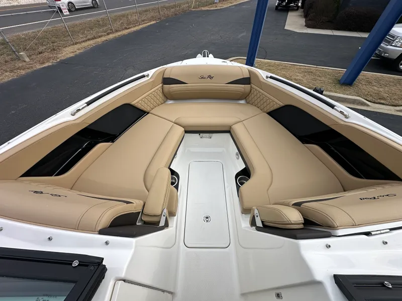 Slide: The Image of Sea Ray SLX 280 2026 - 6
