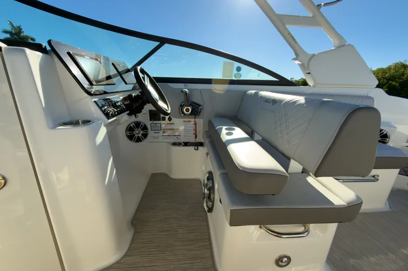 Slide: The Image of Sea Ray SDX 270 Outboard 2026 - 11