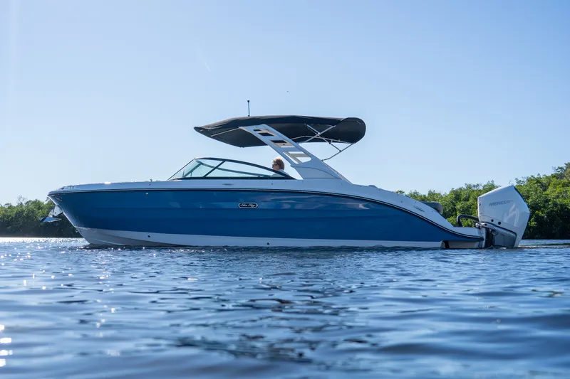 Slide: The Image of Sea Ray SDX 270 Outboard 2026 - 28