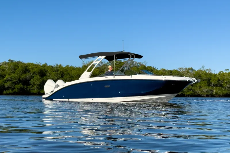Slide: The Image of Sea Ray SDX 290 Outboard 2026 - 0