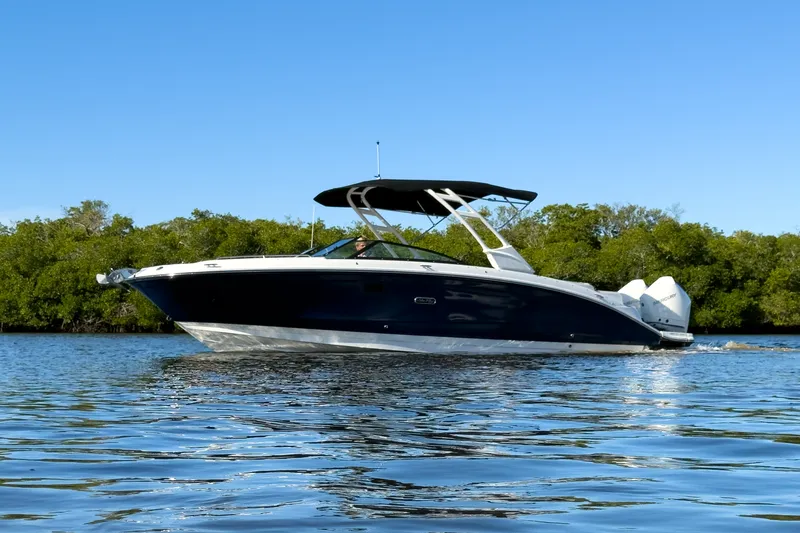 Slide: The Image of Sea Ray SDX 290 Outboard 2026 - 2