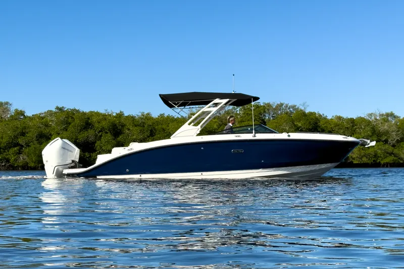 Slide: The Image of Sea Ray SDX 290 Outboard 2026 - 28