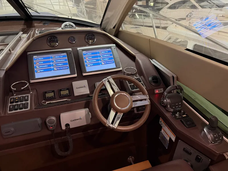 Slide: The Image of Regal 52 SPORT COUPE 2014 - 18