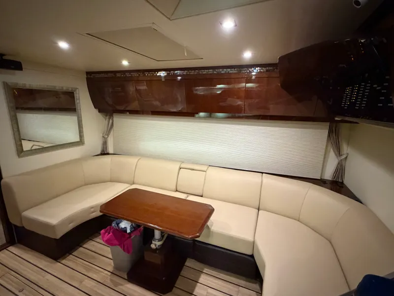 Slide: The Image of Regal 52 SPORT COUPE 2014 - 22