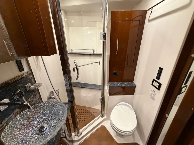 Slide: The Image of Regal 52 SPORT COUPE 2014 - 25