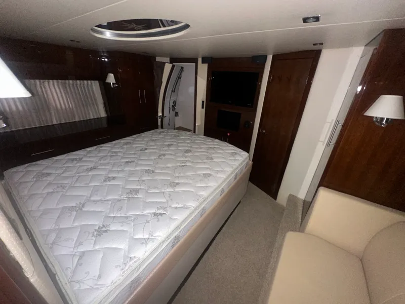 Slide: The Image of Regal 52 SPORT COUPE 2014 - 6