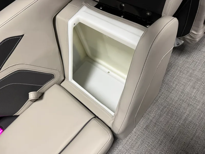 Slide: The Image of Barletta Cabrio 22 QC 2026 - 20