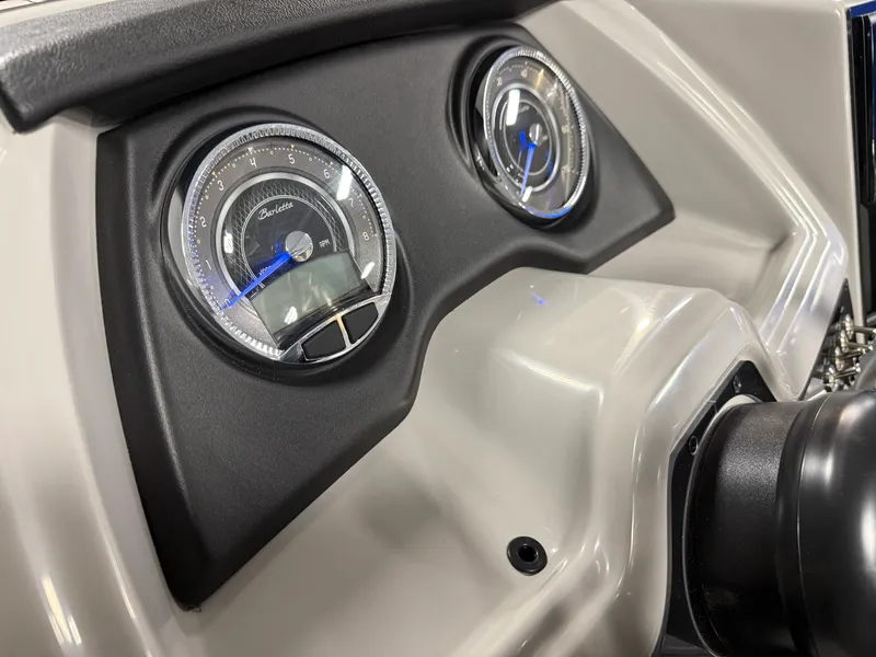 Slide: The Image of Barletta Cabrio 22 QC 2026 - 32