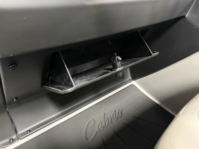 Slide: The Image of Barletta Cabrio 22 QC 2026 - 37