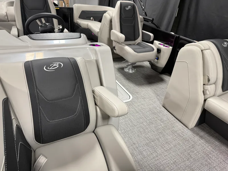 Slide: The Image of Barletta Cabrio 22 QC 2026 - 58