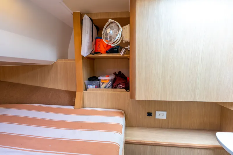 Slide: The Image of Aquila 32 2020 - 70