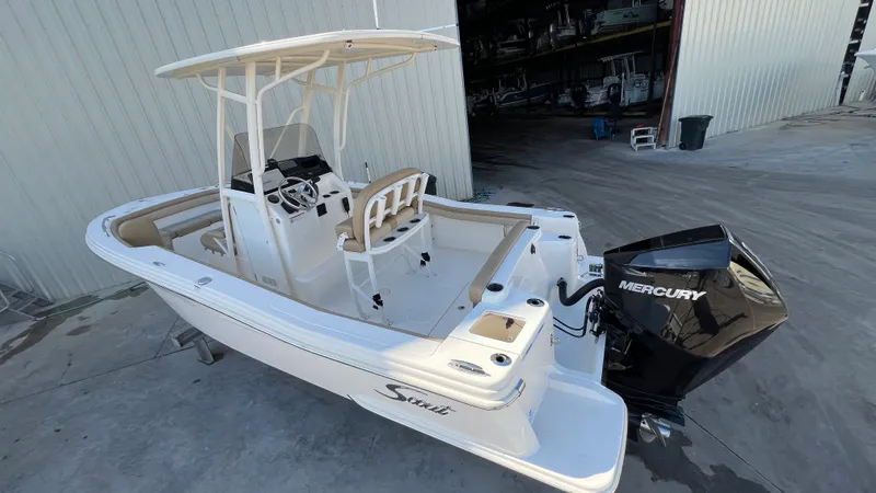 Slide: The Image of Scout 215 XSF 2021 - 7