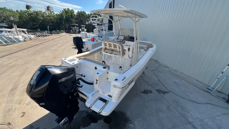 Slide: The Image of Scout 215 XSF 2021 - 8