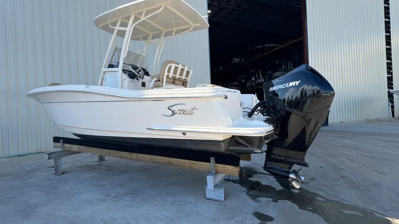 Slide: The Image of Scout 215 XSF 2021 - 9