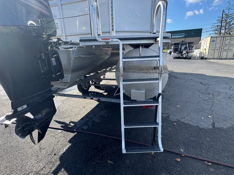 Slide: The Image of Harris Sunliner 240 2014 - 6