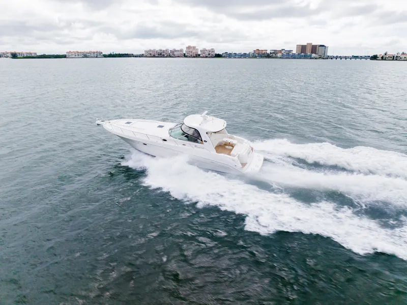 Slide: The Image of Sea Ray 460 SUNDANCER 2003 - 12