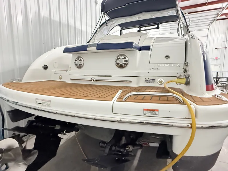 Slide: The Image of Formula 310 SS 2012 - 19