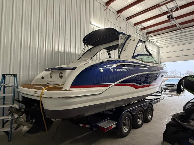 Slide: The Image of Formula 310 SS 2012 - 2