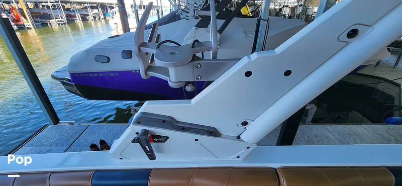 Slide: The Image of Malibu Wakesetter 23 LSV 2022 - 13428138