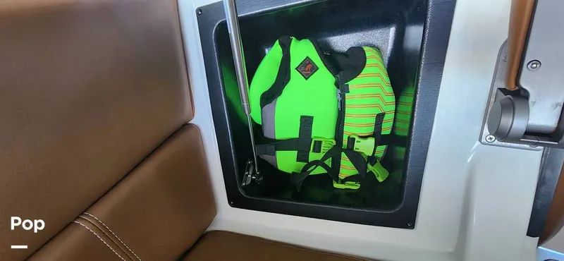 Slide: The Image of Malibu Wakesetter 23 LSV 2022 - 13428150