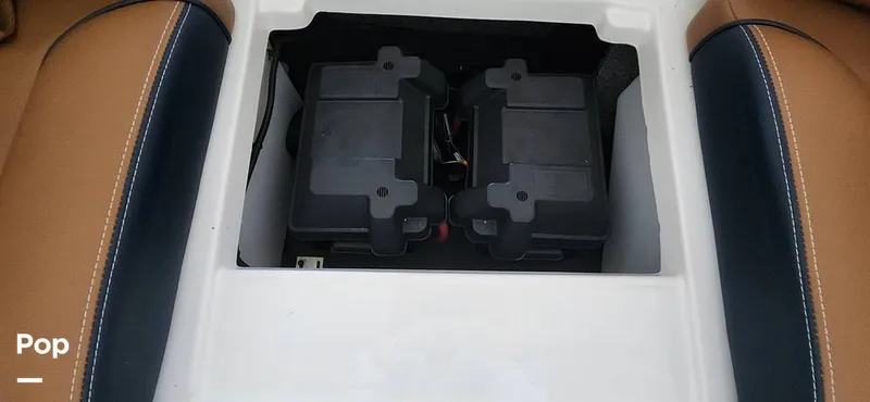 Slide: The Image of Malibu Wakesetter 23 LSV 2022 - 13428151