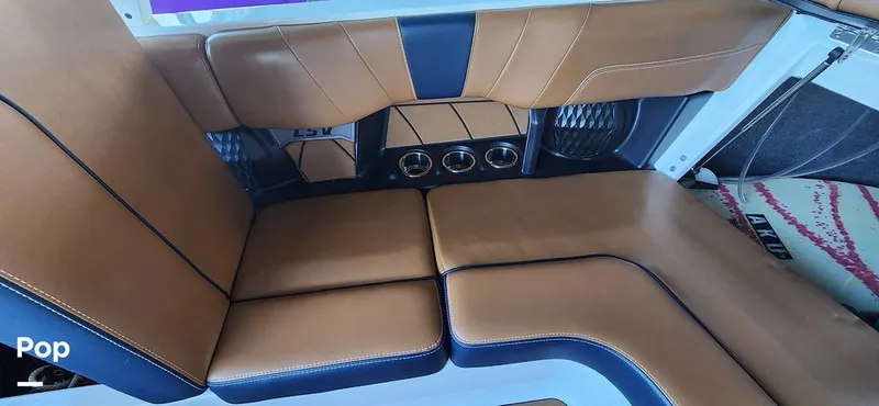 Slide: The Image of Malibu Wakesetter 23 LSV 2022 - 13428162