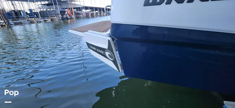 Slide: The Image of Malibu Wakesetter 23 LSV 2022 - 13428199