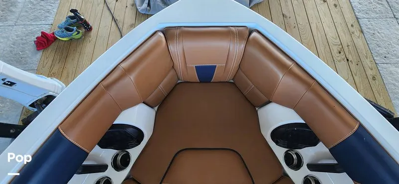 Slide: The Image of Malibu Wakesetter 23 LSV 2022 - 13428152