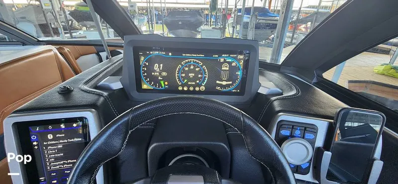 Slide: The Image of Malibu Wakesetter 23 LSV 2022 - 13428128