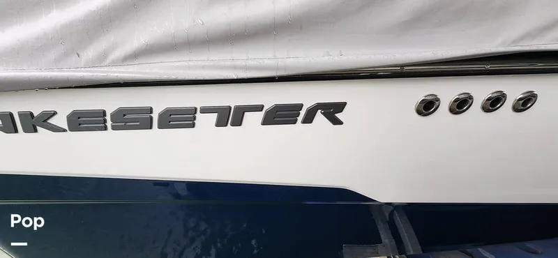 Slide: The Image of Malibu Wakesetter 23 LSV 2022 - 13420743