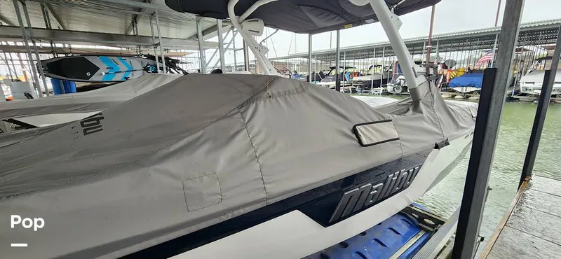 Slide: The Image of Malibu Wakesetter 23 LSV 2022 - 13420746