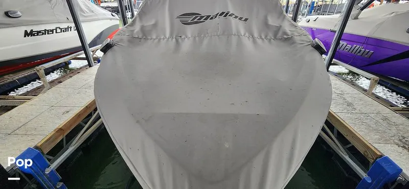 Slide: The Image of Malibu Wakesetter 23 LSV 2022 - 13420749