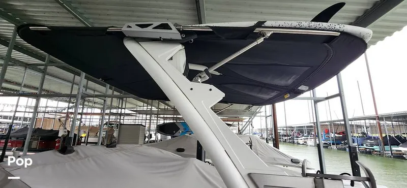 Slide: The Image of Malibu Wakesetter 23 LSV 2022 - 13420752