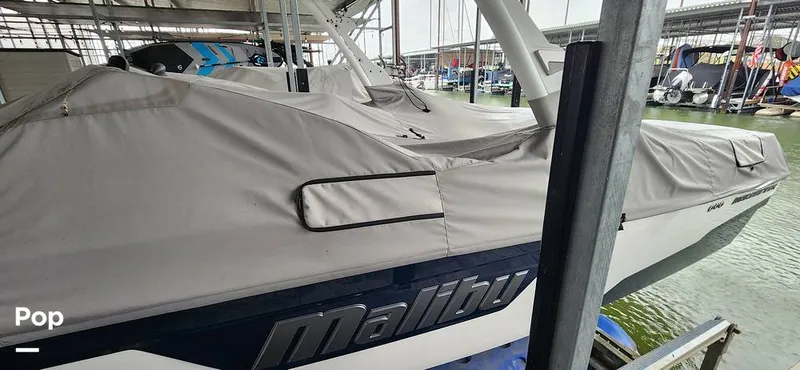Slide: The Image of Malibu Wakesetter 23 LSV 2022 - 13420753