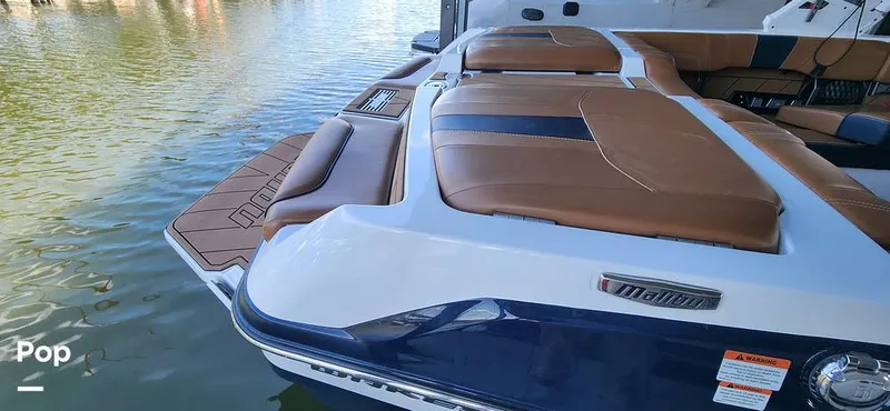 Slide: The Image of Malibu Wakesetter 23 LSV 2022 - 13428038
