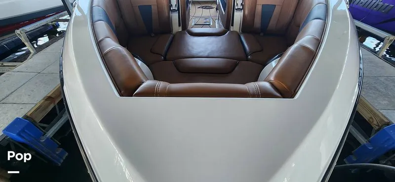 Slide: The Image of Malibu Wakesetter 23 LSV 2022 - 13428039