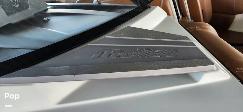 Slide: The Image of Malibu Wakesetter 23 LSV 2022 - 13428087