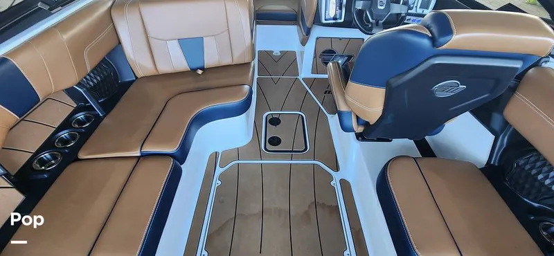 Slide: The Image of Malibu Wakesetter 23 LSV 2022 - 13428102