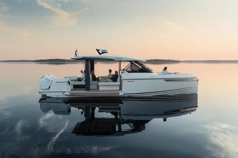 Slide: The Image of Saxdor 400 GTO 2026 - 92