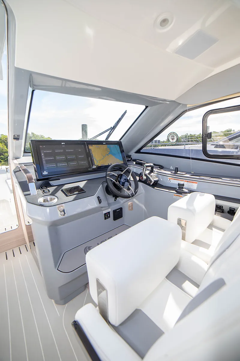 Slide: The Image of Aquila 42 COUPE 2026 - 20