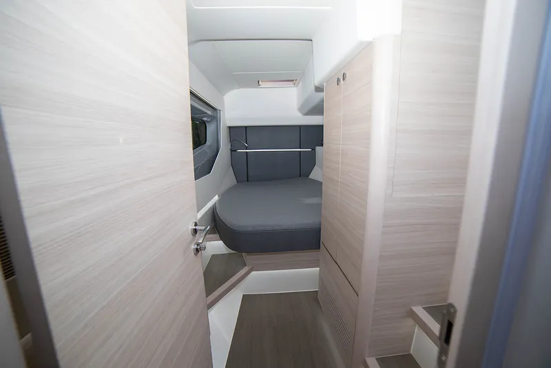 Slide: The Image of Aquila 42 COUPE 2026 - 31