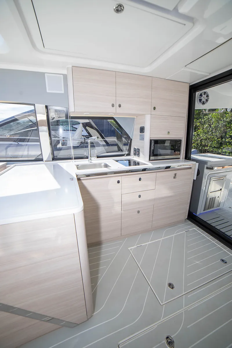 Slide: The Image of Aquila 42 COUPE 2026 - 9